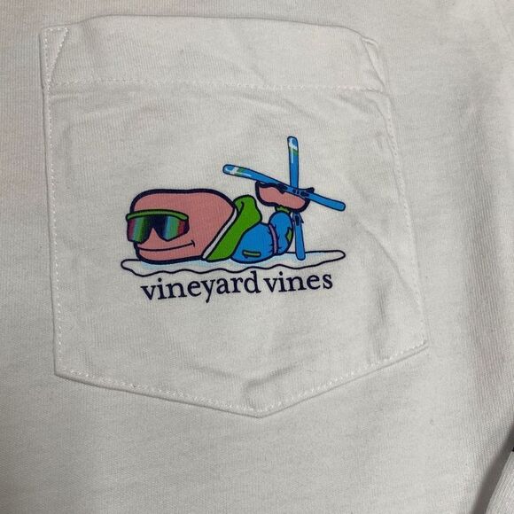 Vineyard Vines Apres Ski Bro Whale Long-Sleeve Pocket Tee Size Small - Picture 3 of 7